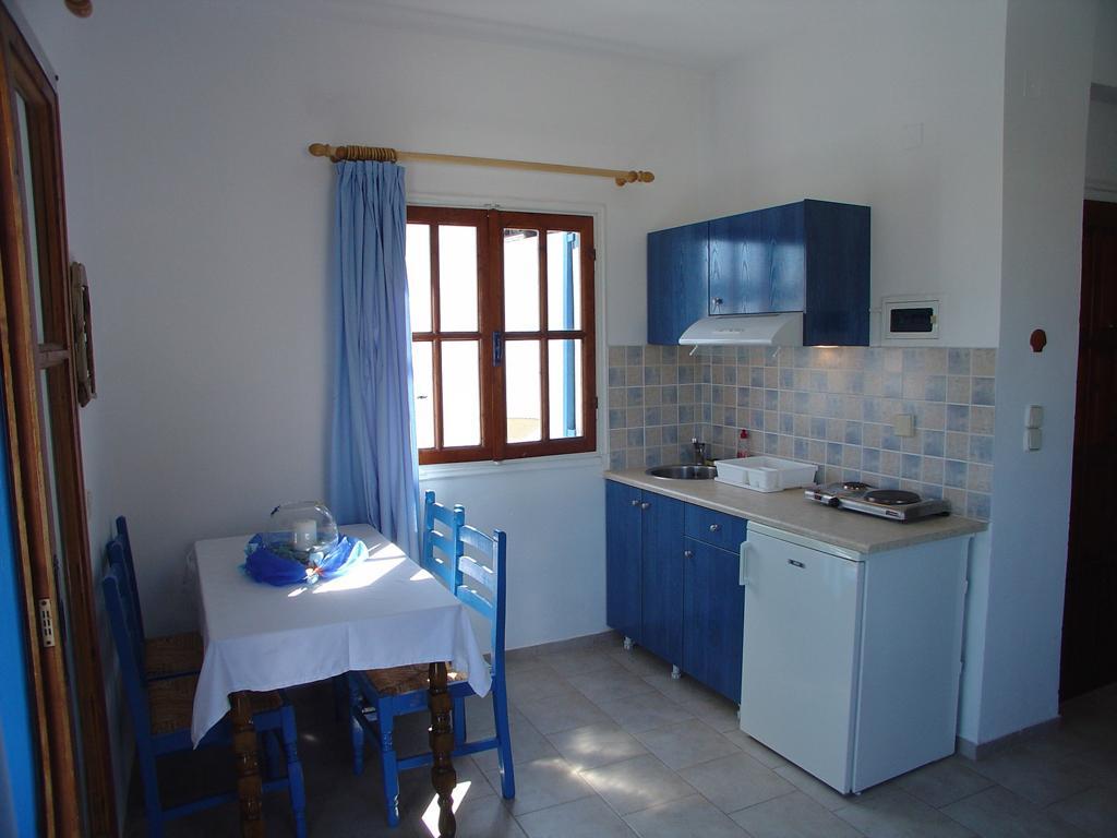 Agnanti Hotel Adamantas  Екстериор снимка