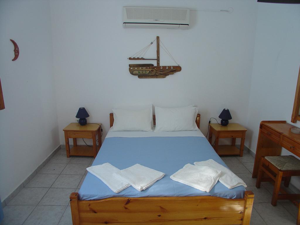 Agnanti Hotel Adamantas  Екстериор снимка