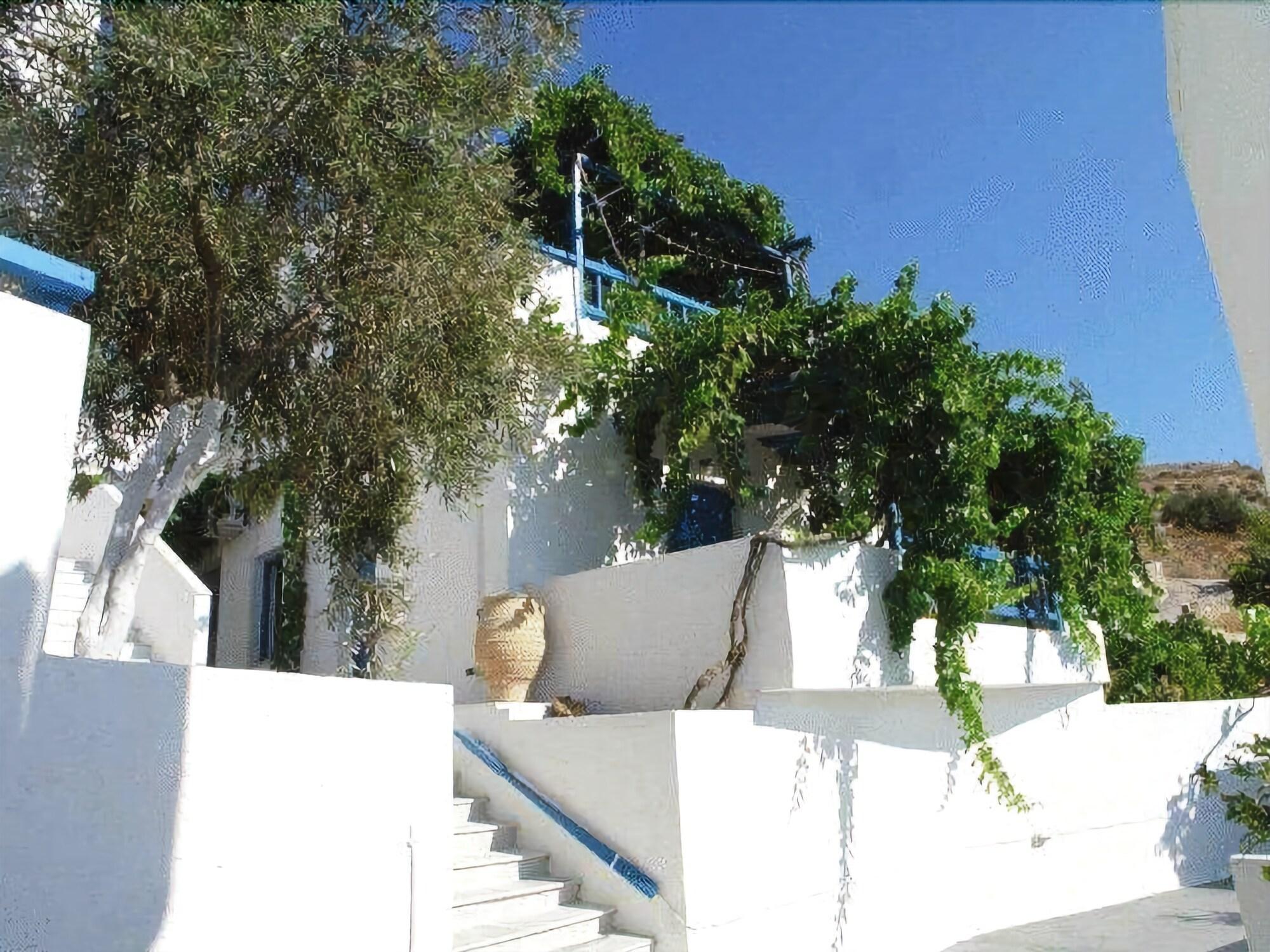 Agnanti Hotel Adamantas  Екстериор снимка