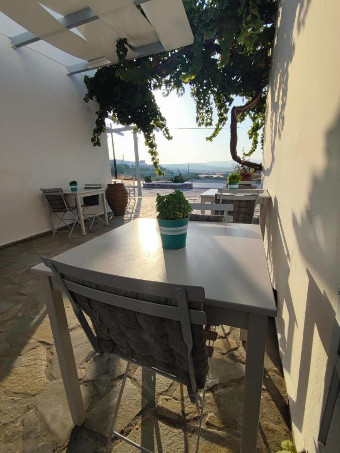 Agnanti Hotel Adamantas  Екстериор снимка