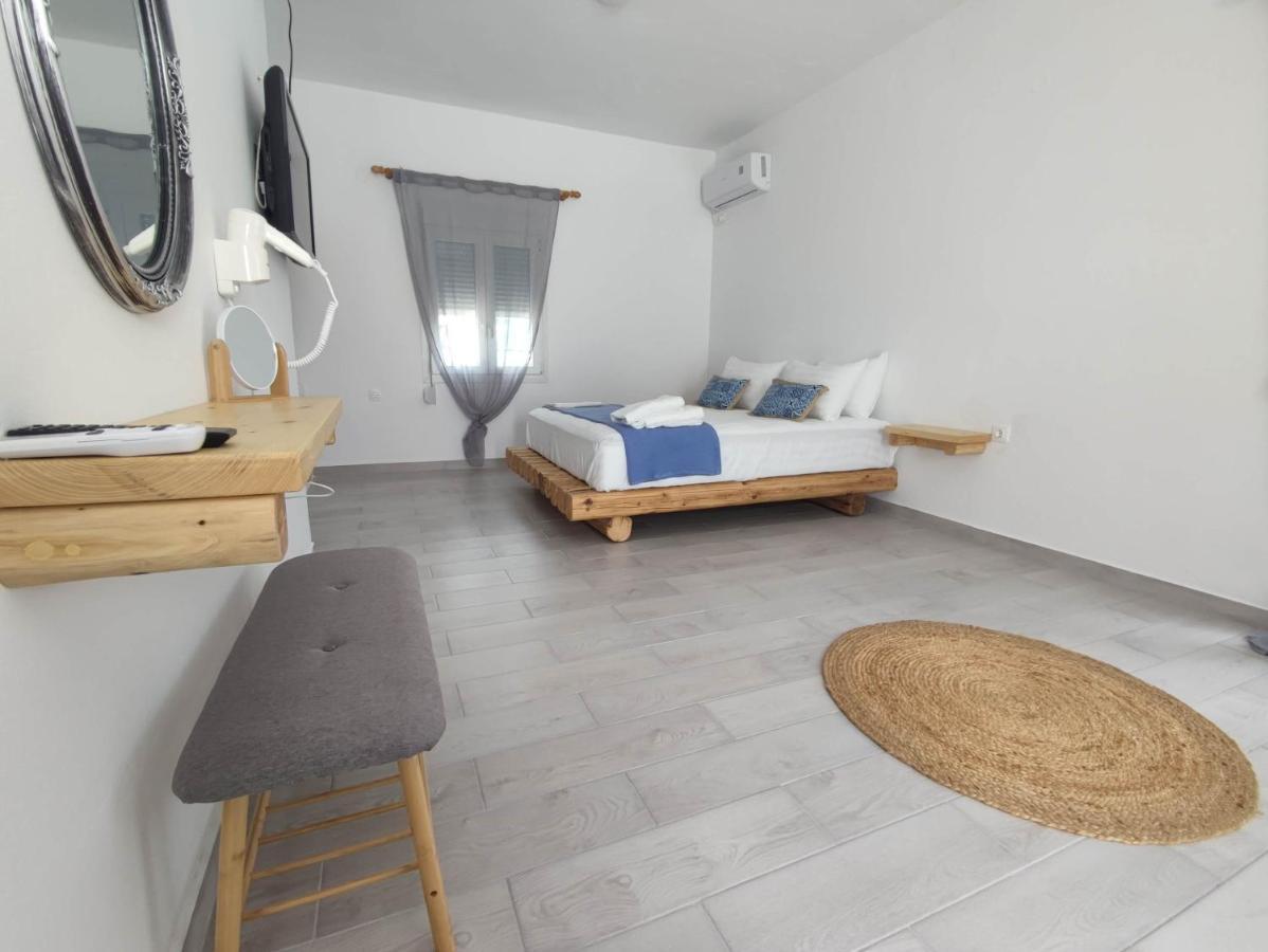 Agnanti Hotel Adamantas  Екстериор снимка